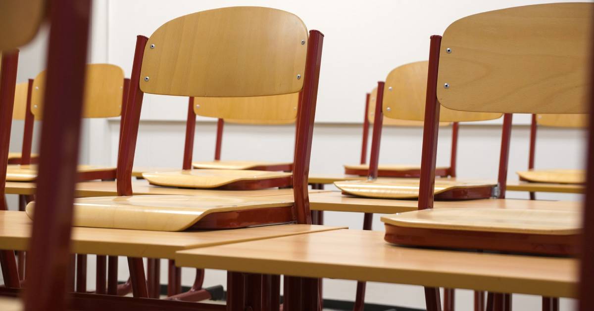 Chaises d'école